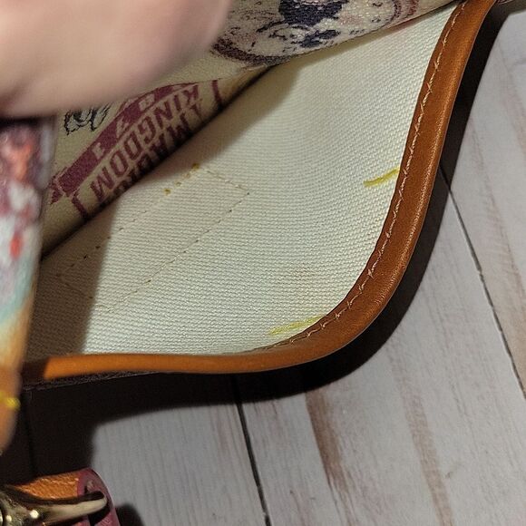 Dooney & Bourke 40th Anniversary Walt Disney Parks World Wristlet - Picture 14 of 17